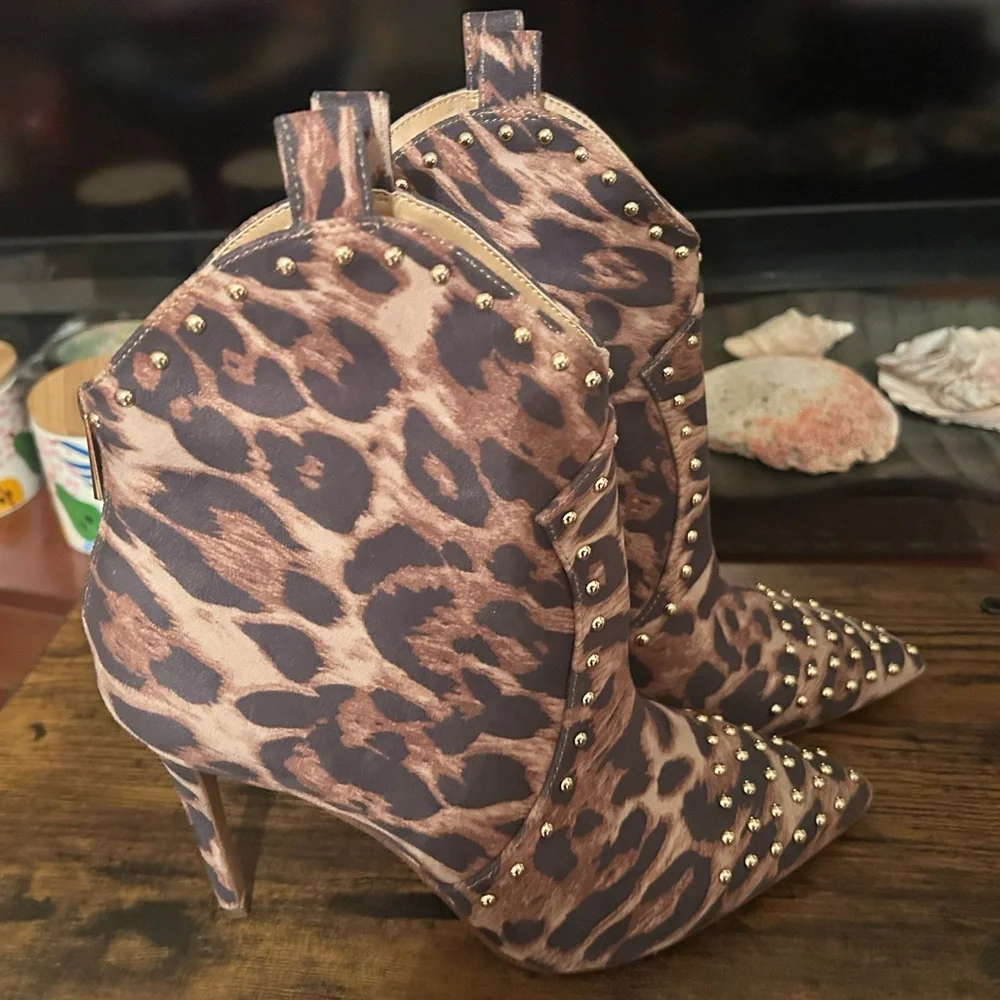 New Jessica Simpson Size 9 Leopard Print Gold Studded Ankle Boots Back Zip Up - Picture 2 of 11